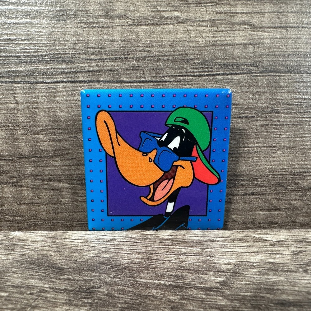 Vintage 1993 Daffy Duck Pin Back Retro Old School Hat Glasses